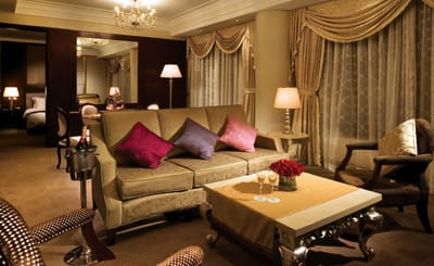 Grand Emperor Hotel