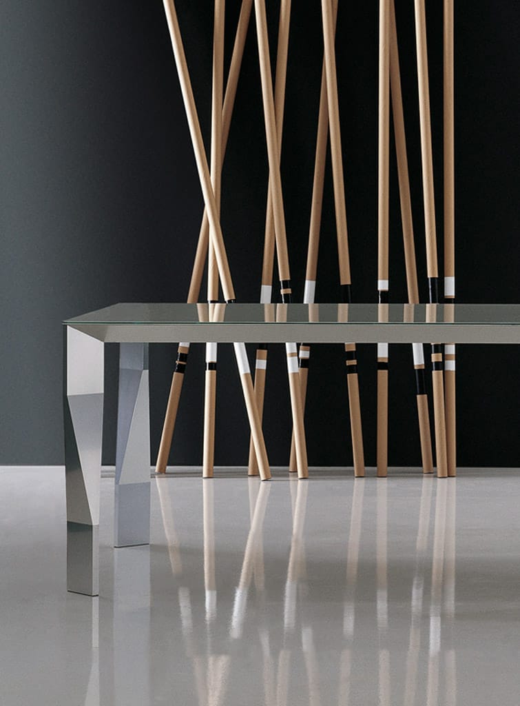 Diamond table by Molteni