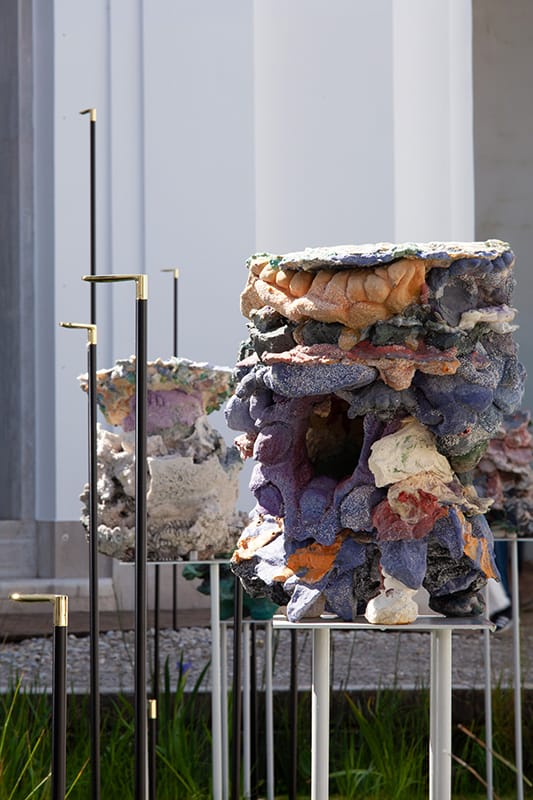Detail 3 of the Emersa Sommersa installation