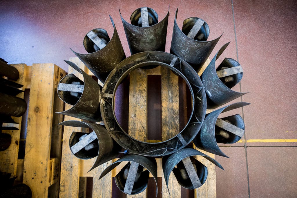 Gio Ponti lamp before restoration